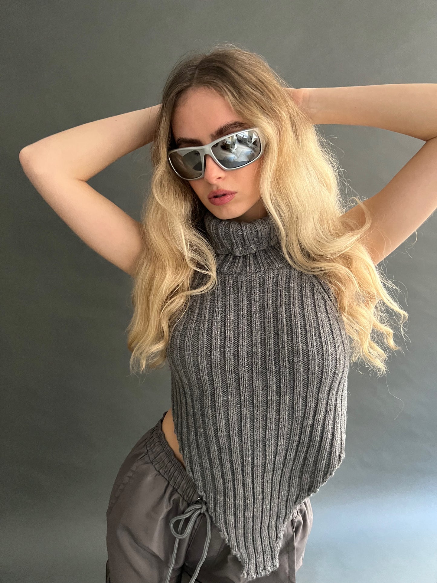 Knit Distressed Halterneck - Grey