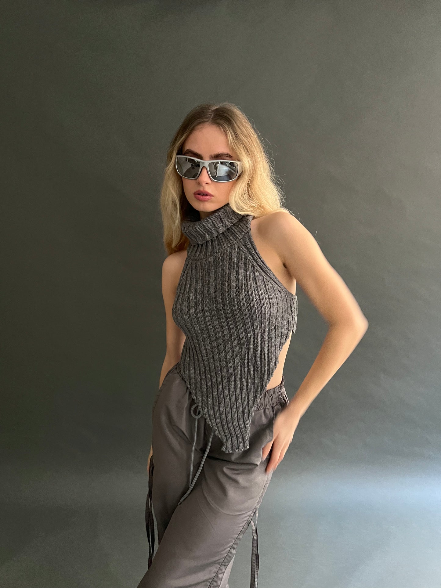 Knit Distressed Halterneck - Grey