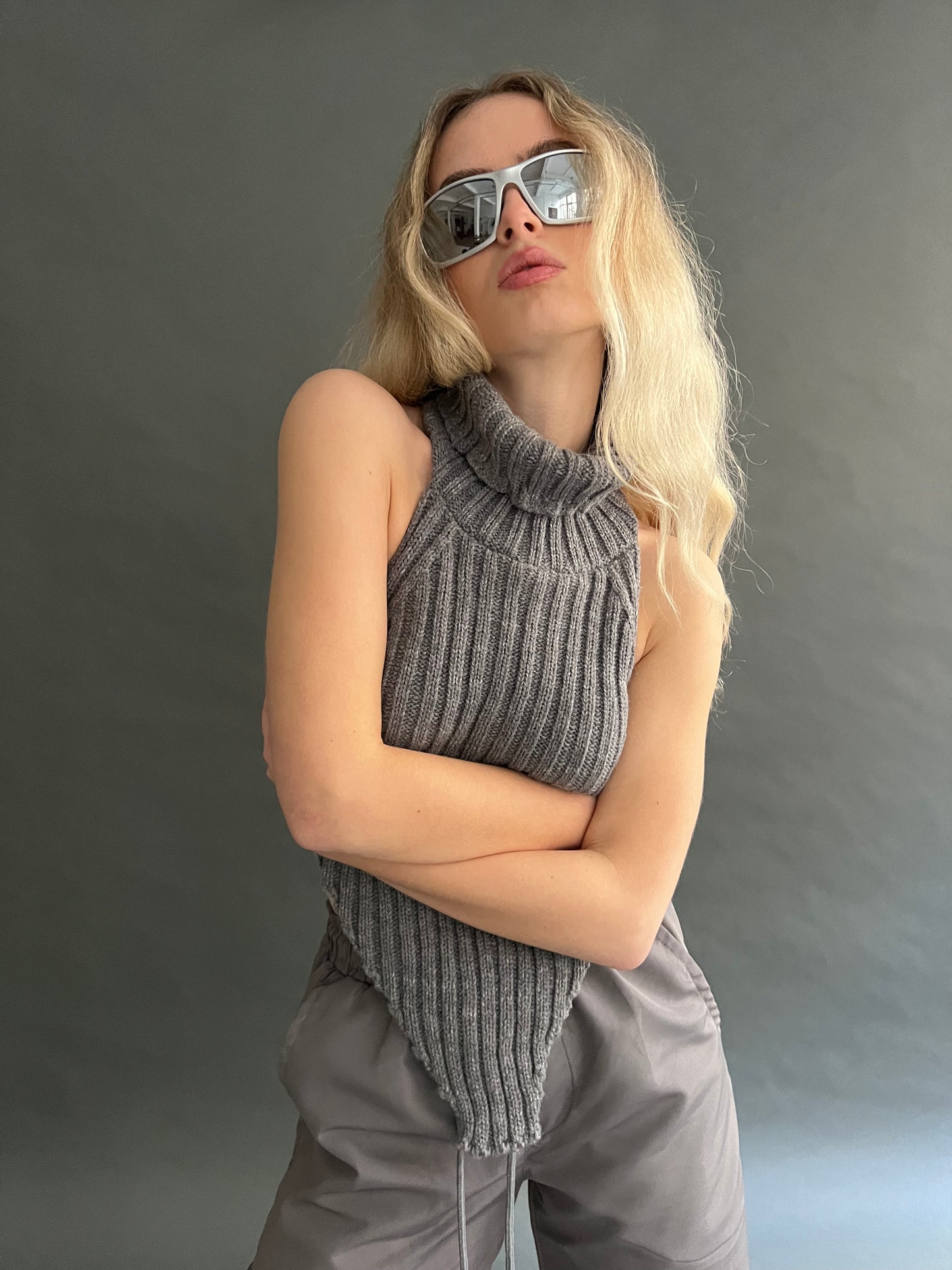 Knit Distressed Halterneck - Grey